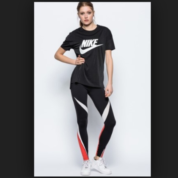 Nike Pants - Nike Legendary Fabric Twist Veneer Tights Legging